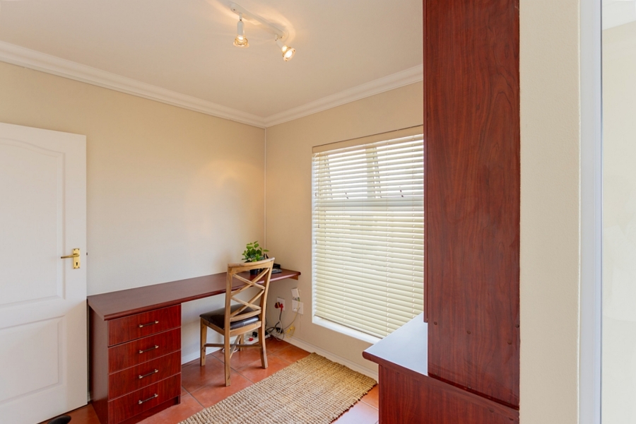 5 Bedroom Property for Sale in Waterfront Western Cape